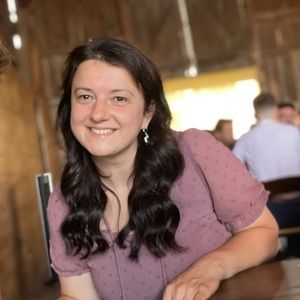 Meet your Posher, Anna